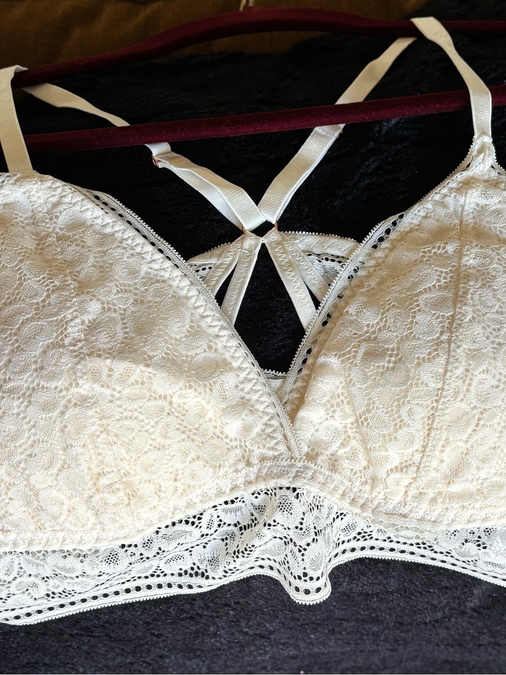 NWT Lace Bralette with Decorative Racerback Straps - Cream